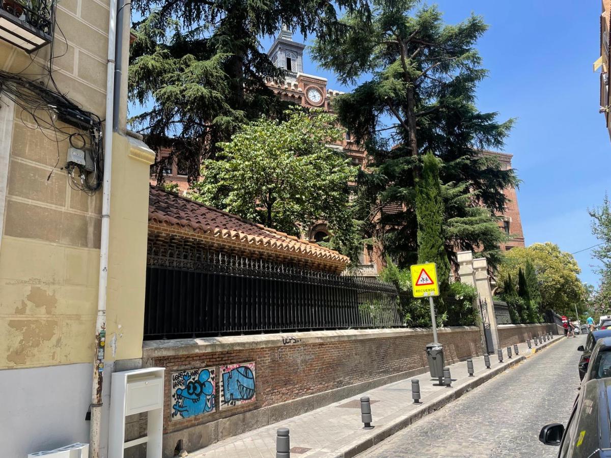 San Buenaventura Vistillas Apartamento Para Dos Apartment Madrid Luaran gambar